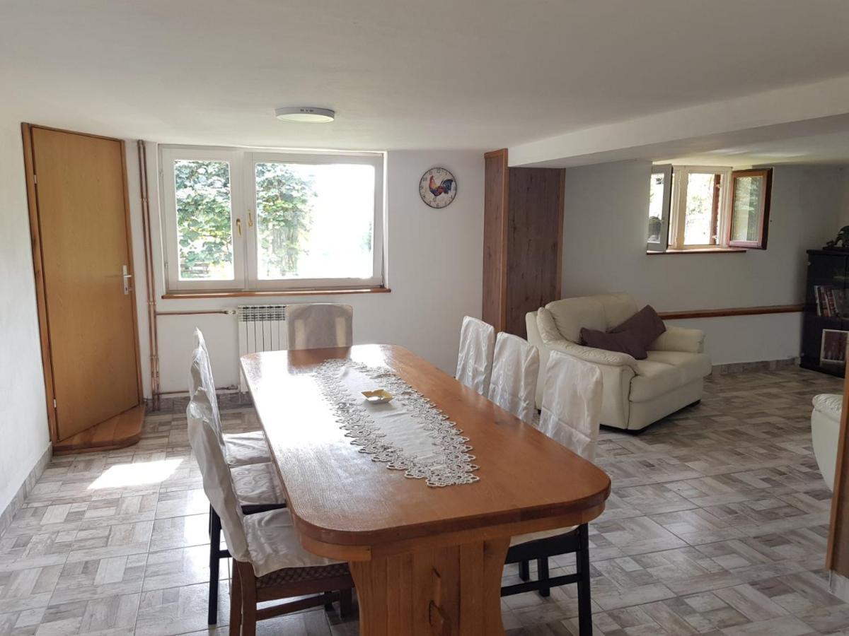 Villa Kuca Za Odmor Mazuran à Karlovac Extérieur photo