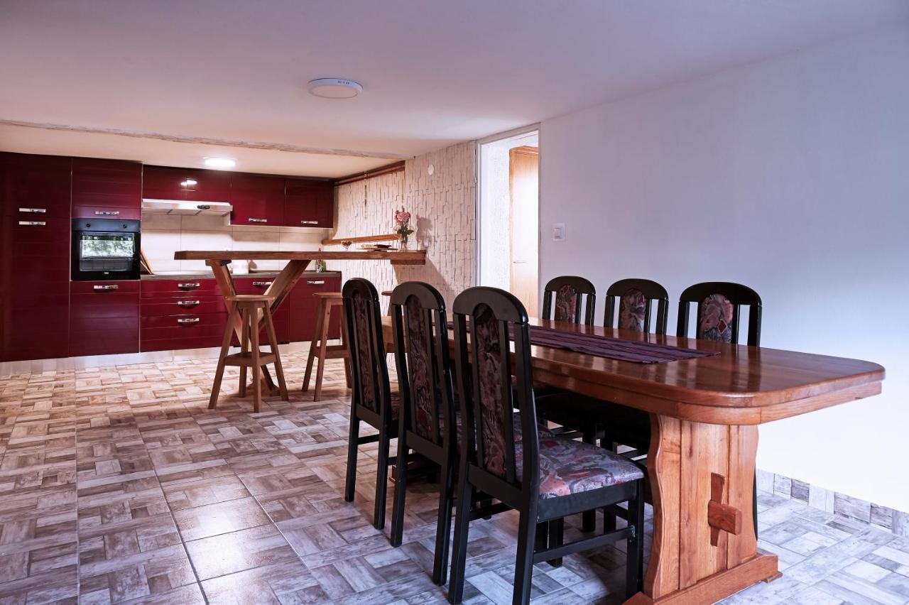 Villa Kuca Za Odmor Mazuran à Karlovac Extérieur photo