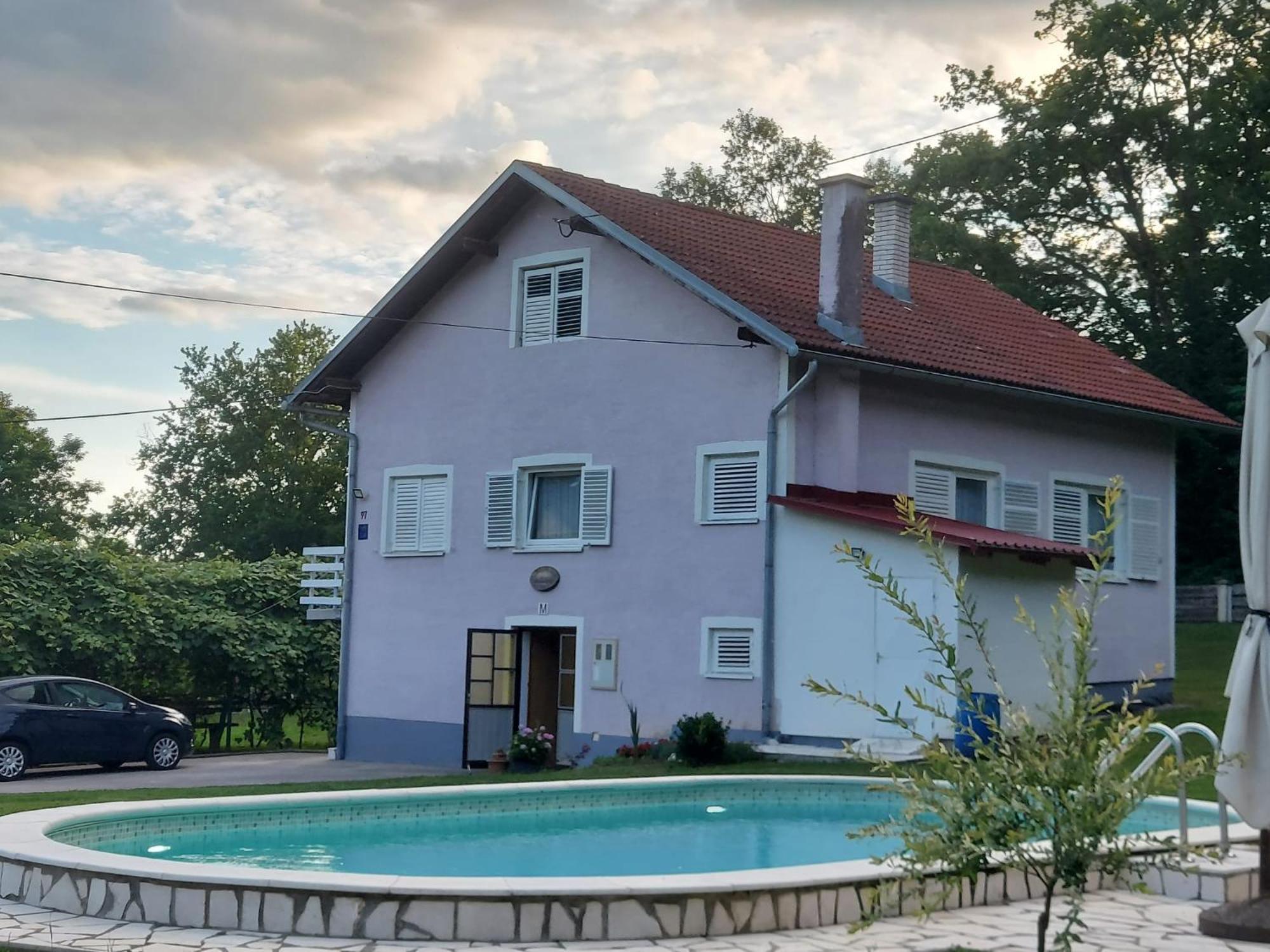 Villa Kuca Za Odmor Mazuran à Karlovac Extérieur photo